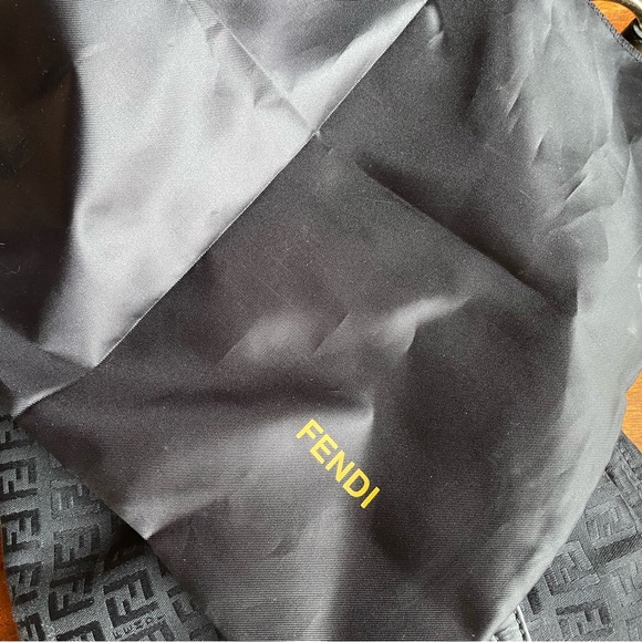 Fendi // vintage Big Tuc Zucchino shoulder bag - Picture 10 of 15